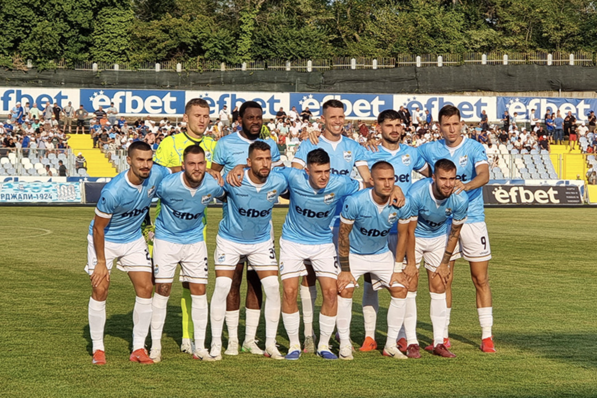 “Arda” Kırcali futbol takımı Avrupa turnuvaları tarihinde yabancı sahada elde ettiği ilk zafer oldu.