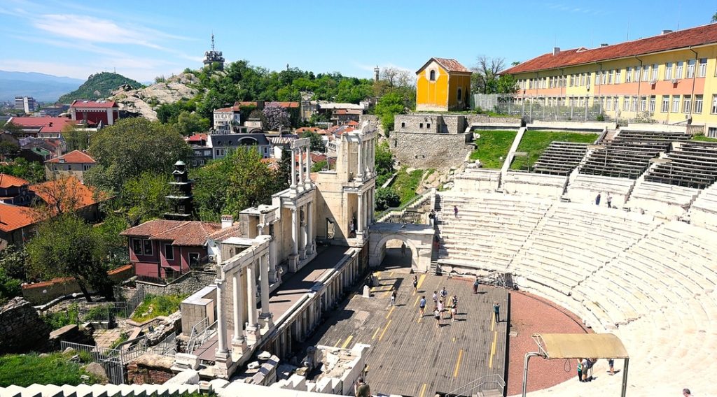 Bulgaristan'ın ikinci büyük şehri olan Plovdiv'in nüfusu 350 bindir.