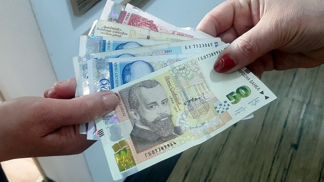 Maaş haberleri sayfalarımızdan maaşlarla ilgili bilgileri ve gelişmeleri takip edebilirsiniz.