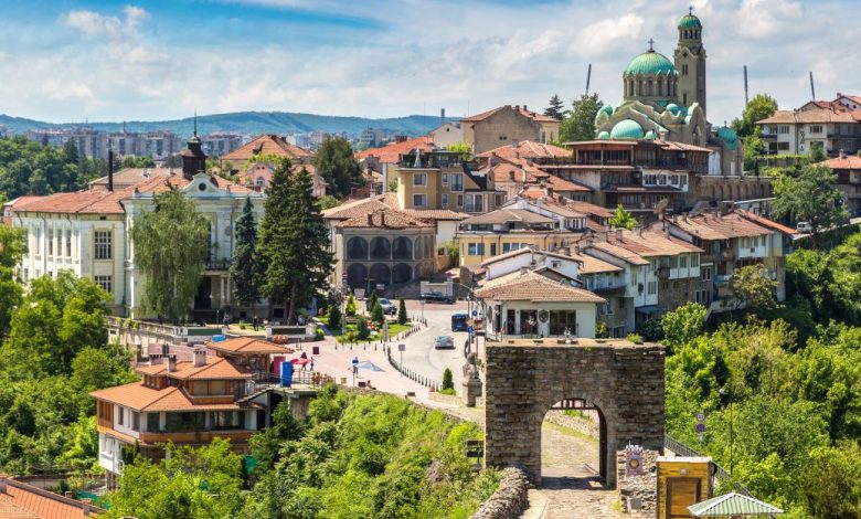Bulgaristan’da oturum izni yenilemek isteyen yabancılar için 2025 yılıyla birlikte daha net kurallar getirildi.