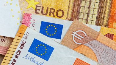 Bulgaristan hükümeti, 2026 bütçesi kapsamında asgari ücreti 1 Ocak 2026’dan itibaren 605 euroya çıkarma kararı aldı.