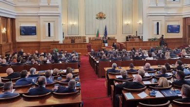 Özel sektöre ek vergi getiren 2026 bütçesi Bulgaristan genelinde büyük tepki topladı.