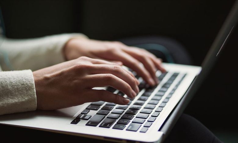 2025 verileri, Bulgaristan’da internet erişiminin hem haneler hem de bireyler düzeyinde hızla yaygınlaştığını ortaya koydu.