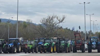 Yunanistan'daki eylemler kapsamında Bulgaristan sınırındaki Promahonas Sınır Kapısı kamyon geçişlerine kapatıldı.