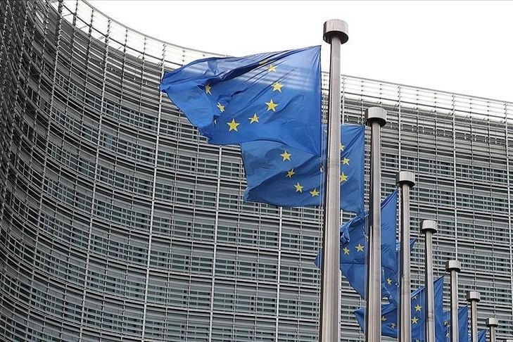 Avrupa Komisyonu, metan emisyonlarının kontrolüne ilişkin AB düzenlemesini uygulamadıkları gerekçesiyle Bulgaristan ve Avusturya’ya resmi uyarı gönderdi.