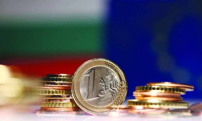 Bulgaristan’da euroya uyum çalışmaları devam ederken, fiyat artışları da kamuoyunun gündemindeki yerini koruyor.