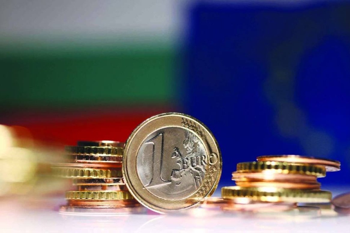 Bulgaristan’da euroya uyum çalışmaları devam ederken, fiyat artışları da kamuoyunun gündemindeki yerini koruyor.