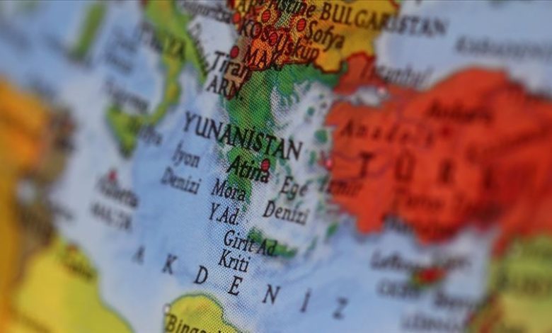 Yunanistan hükümeti, asgari ücreti 1 Nisan’dan itibaren 920 euroya yükseltme kararı aldı. Yeni rakam, Bulgaristan’daki 620 euroluk asgari ücretin yaklaşık yüzde 50 üzerine çıktı.