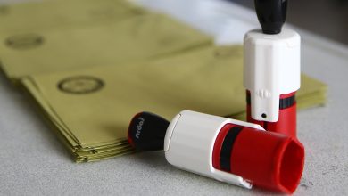 Bulgaristan 5 yılda 8’inci kez sandığa giderken, seçimlerin kaderinde Türkiye’de oy kullanacak çifte vatandaşlar da belirleyici rol oynayabilir.