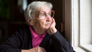 Bulgaristan’da emekli Türk vatandaşları için uzun süreli D vize ve buna bağlı oturum izni yolu açık bulunuyor.