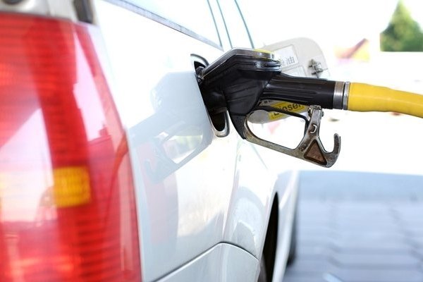 Bulgaristan’da akaryakıt ve enerji fiyatlarındaki artışa karşı hazırlanan destek mekanizmaları Anayasa Mahkemesi’nden döndü.