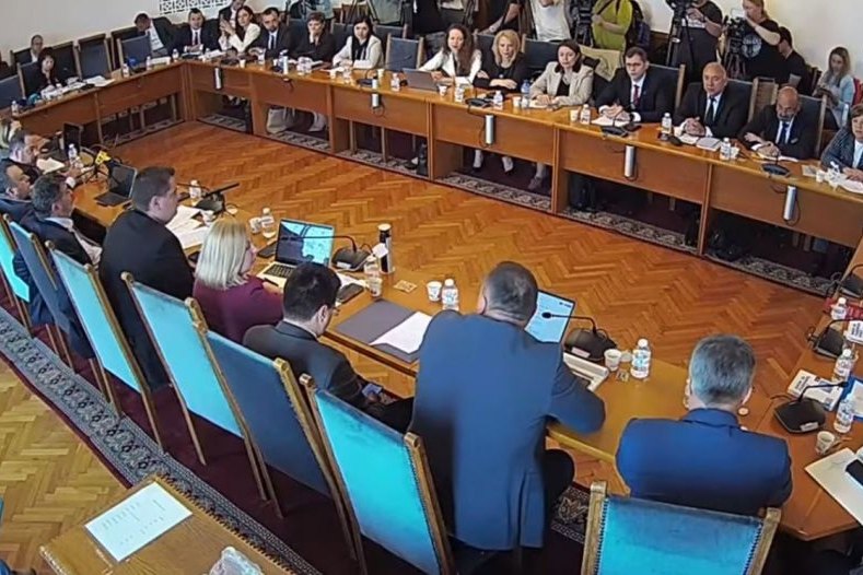 Bulgaristan’da Yolsuzlukla Mücadele Komisyonu’nun yeniden kurulmasına yönelik düzenleme, geçici hukuk komisyonunda ilk okumada kabul edildi.