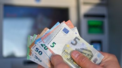 Avrupa Merkez Bankası’nın son yakınsama raporunda, euro bölgesine katılım sürecinde gerekli ilerlemeyi sağlayan tek AB ülkesinin Bulgaristan olduğu belirtildi.