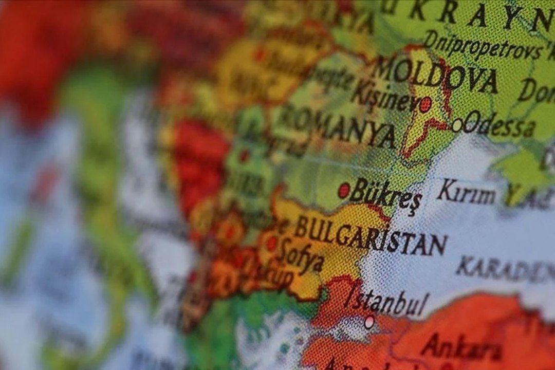 Türkiye ile Bulgaristan arasında yaz aylarında artan yolcu ve araç trafiğine karşı gümrük kapılarında yeni dönem hazırlığı başladı.