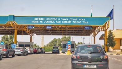 Bulgaristan’da karayolu kullanımında alınan vinyet ücretlerinin yüzde 30 artırılmasını öngören kararname taslağı kamuoyunun görüşüne sunuldu.