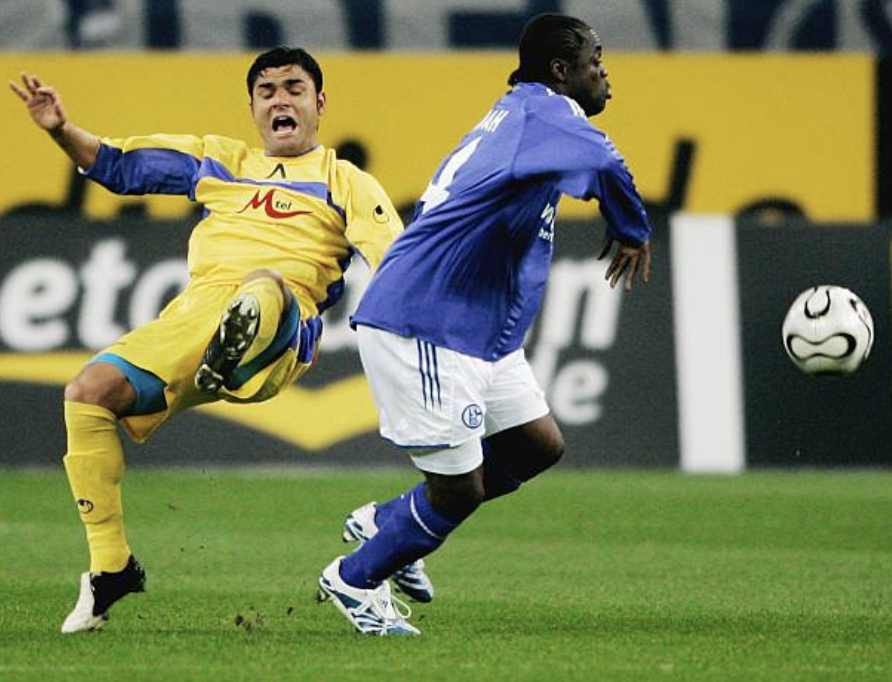 Emil Angelov: Futbolcular Robotlara Dönüştü! Levski, Stoilov ve Türkiye Anıları 2 Angelov, Schalke karşısında Almanya’da oynanan karşılaşmayı da unutamadığını söylüyor.