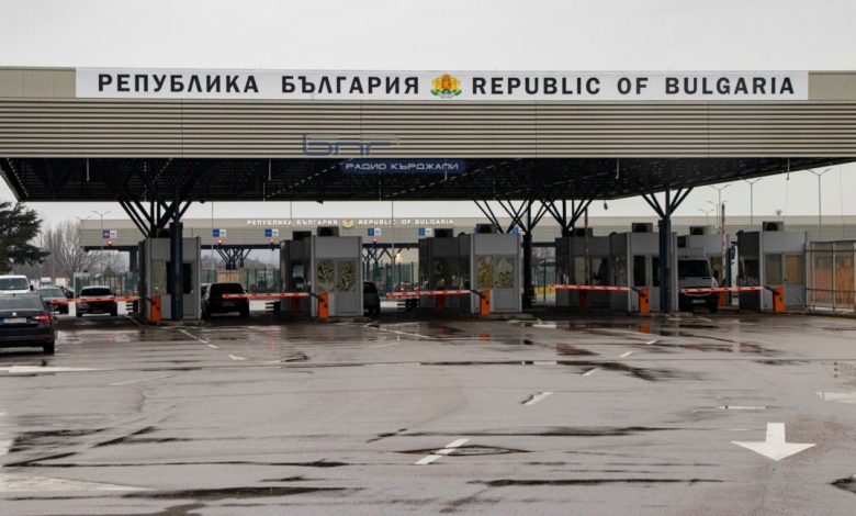 Türkiye-Bulgaristan sınırındaki uzun araç kuyruklarını azaltmaya yönelik önemli bir adım atıldı.