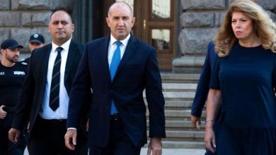 Bulgaristan’da hükümetin ilk 100 gününe ilişkin ankette Rumen Radev yönetiminin yüzde 42 destek aldığı görüldü.