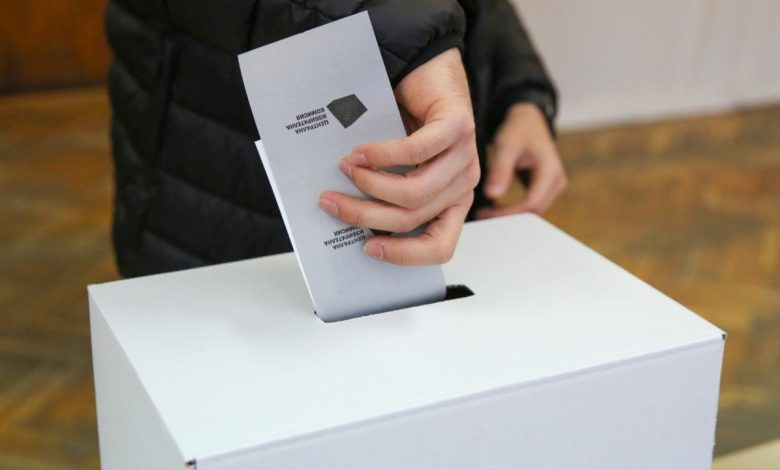 Bulgaristan’da 25 Ekim’de yapılacak cumhurbaşkanı ve cumhurbaşkanı yardımcılığı seçimleri için kampanya dönemi başladı.